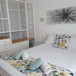 Xaloc & Garbi Апартаменты
